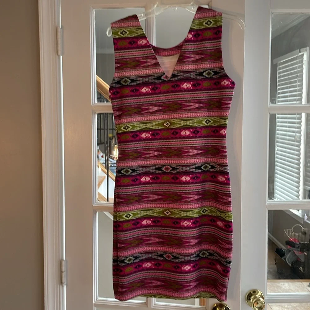 Dress - Picture 2 of 6